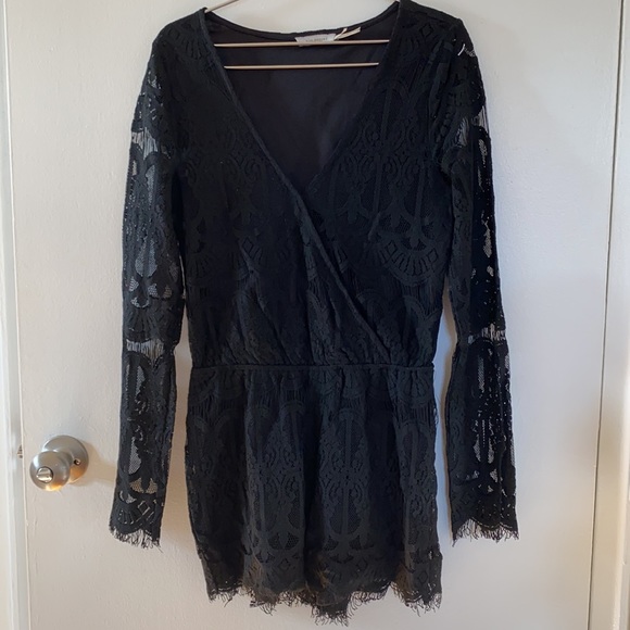 LACE ROMPER - Picture 3 of 3